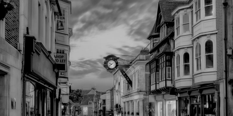 UK - Town Centre - High Street
